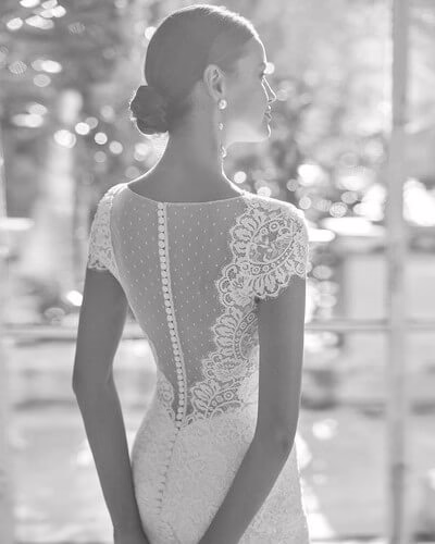 Vestido de novia de corte sirena y estilo clásico