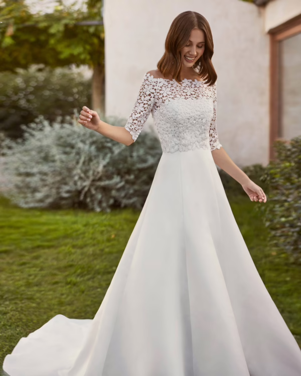 Vestido de novia de corte princesa.