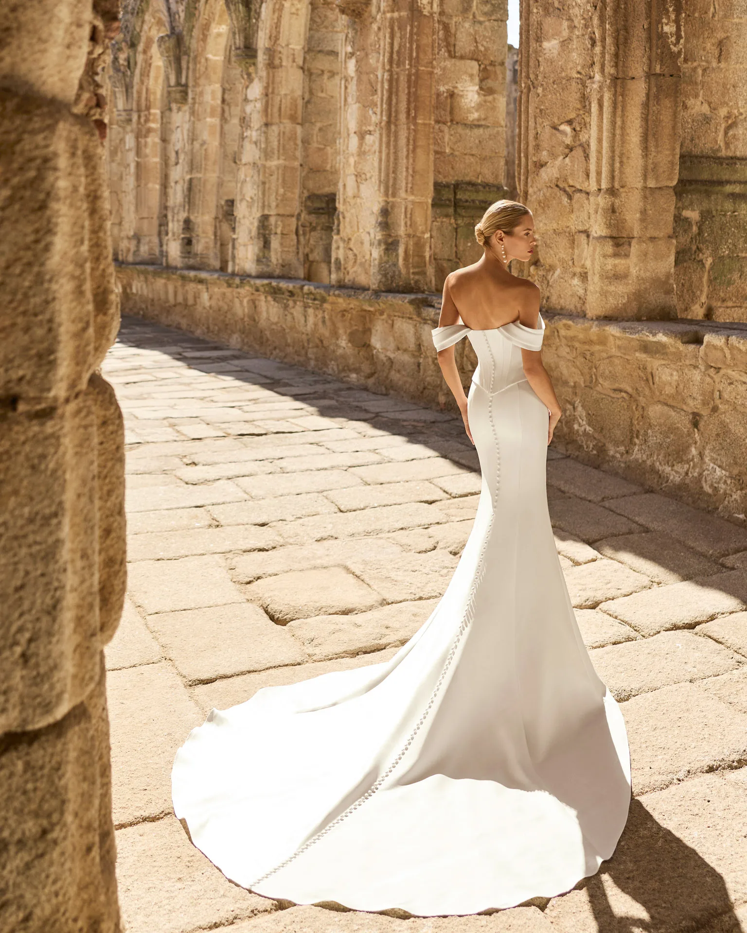 VESTIDO DE NOVIA PRAVIA ADRIANA ALIER 2027 - Imagen 4